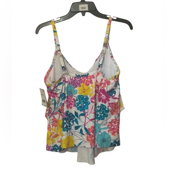 Kenneth Cole Ruffle Tiers Tankini NWT Size 1X - Picture 2 of 9